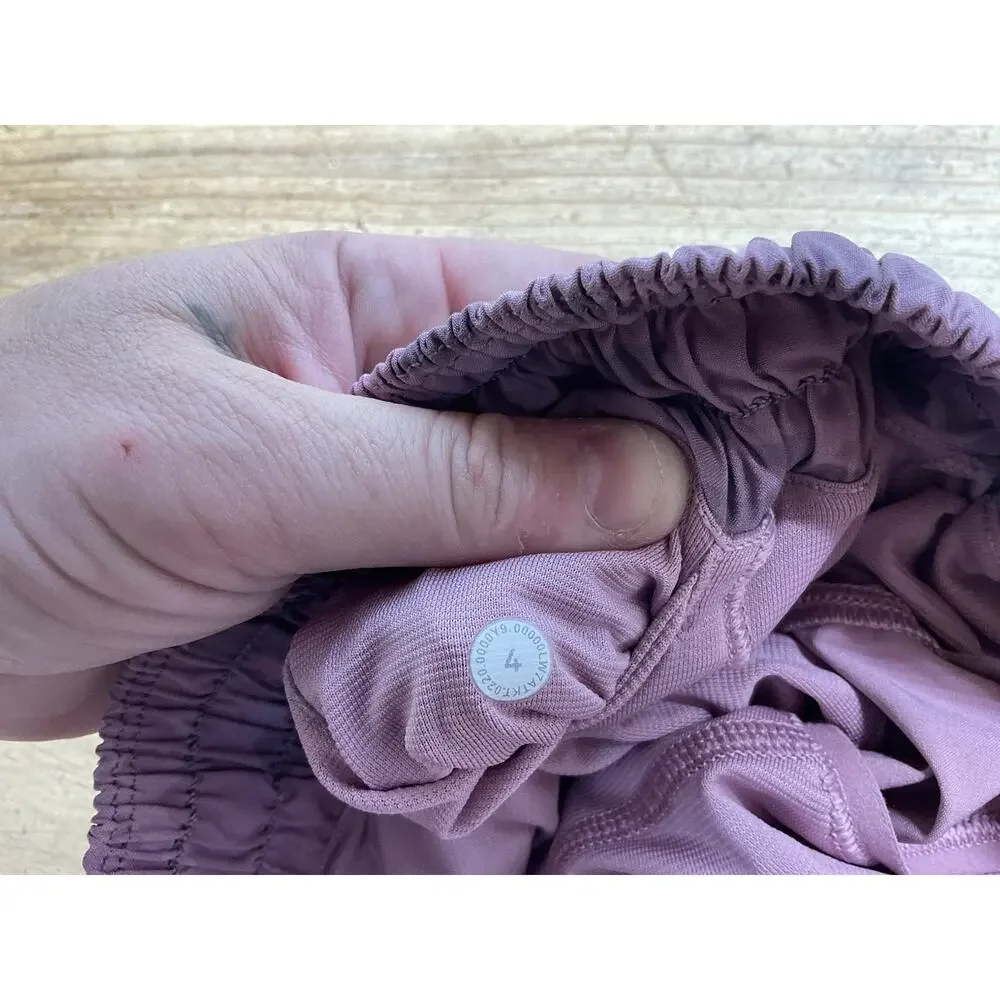 Lululemon Hotty Hot Shorts Pink Camo 4”Lined Size 4